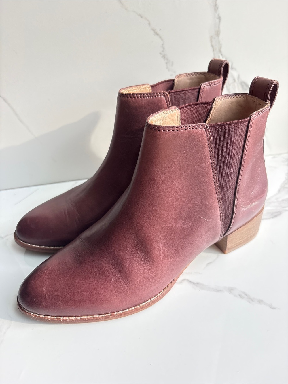Madewell sz 6.5 Carina Chelsea Boot Dark Cabernet Ankle Bootie Burgundy - Picture 4 of 9
